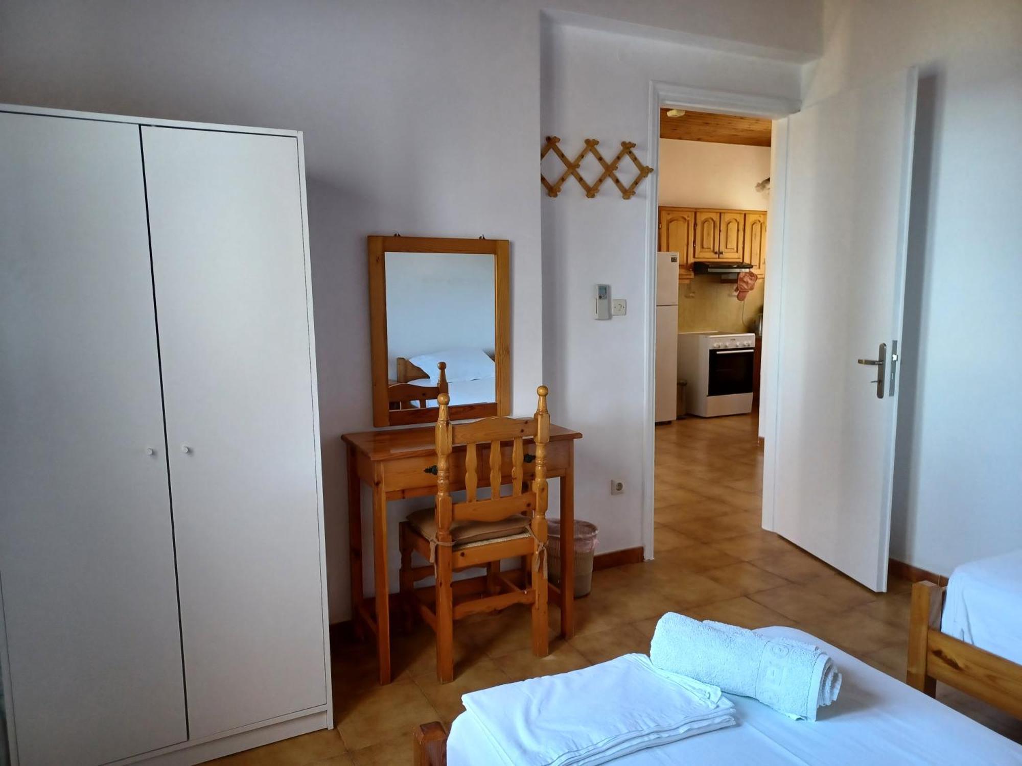 Nerissa Bungalow 2, Two Bedroom House With Sea View Spartià Buitenkant foto